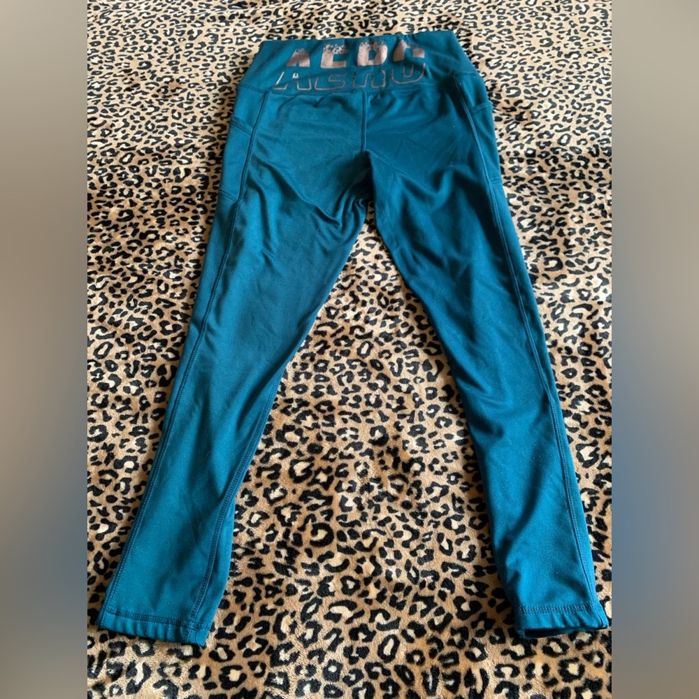 Women’s Sport Leggings by Aeropostale!